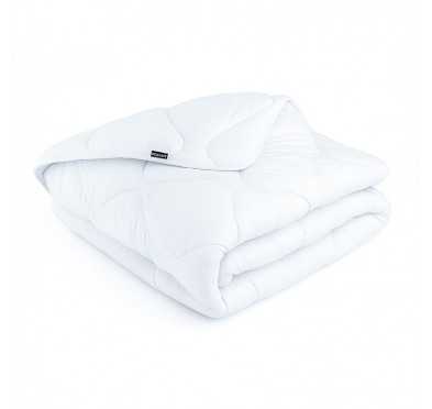 Hypoallergenic 4-season duvet 200x220 cm